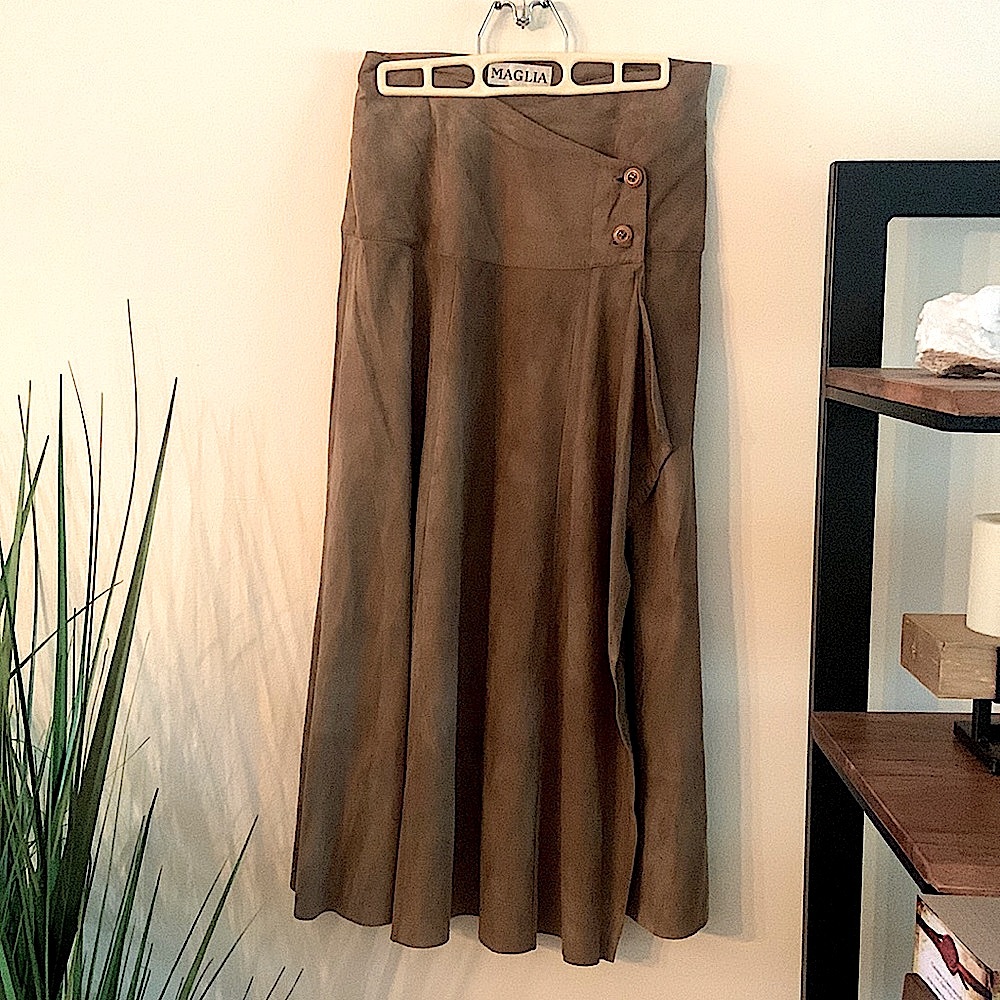 Magali’s - Suede Leather A-line Wraparound Skirt - 70’s Vintage